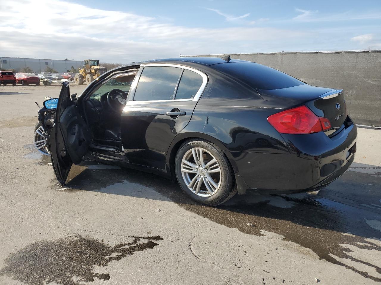 2013 Infiniti G - Image 2