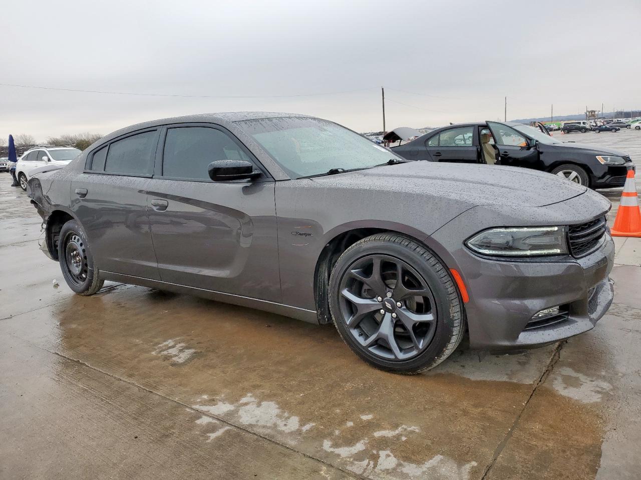 2020 Dodge Charger - Image 4