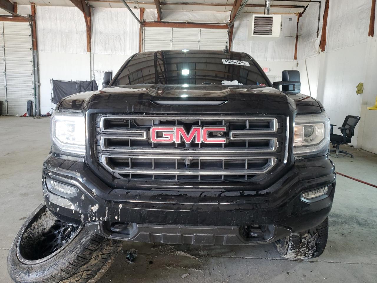 2018 GMC Sierra - Image 5