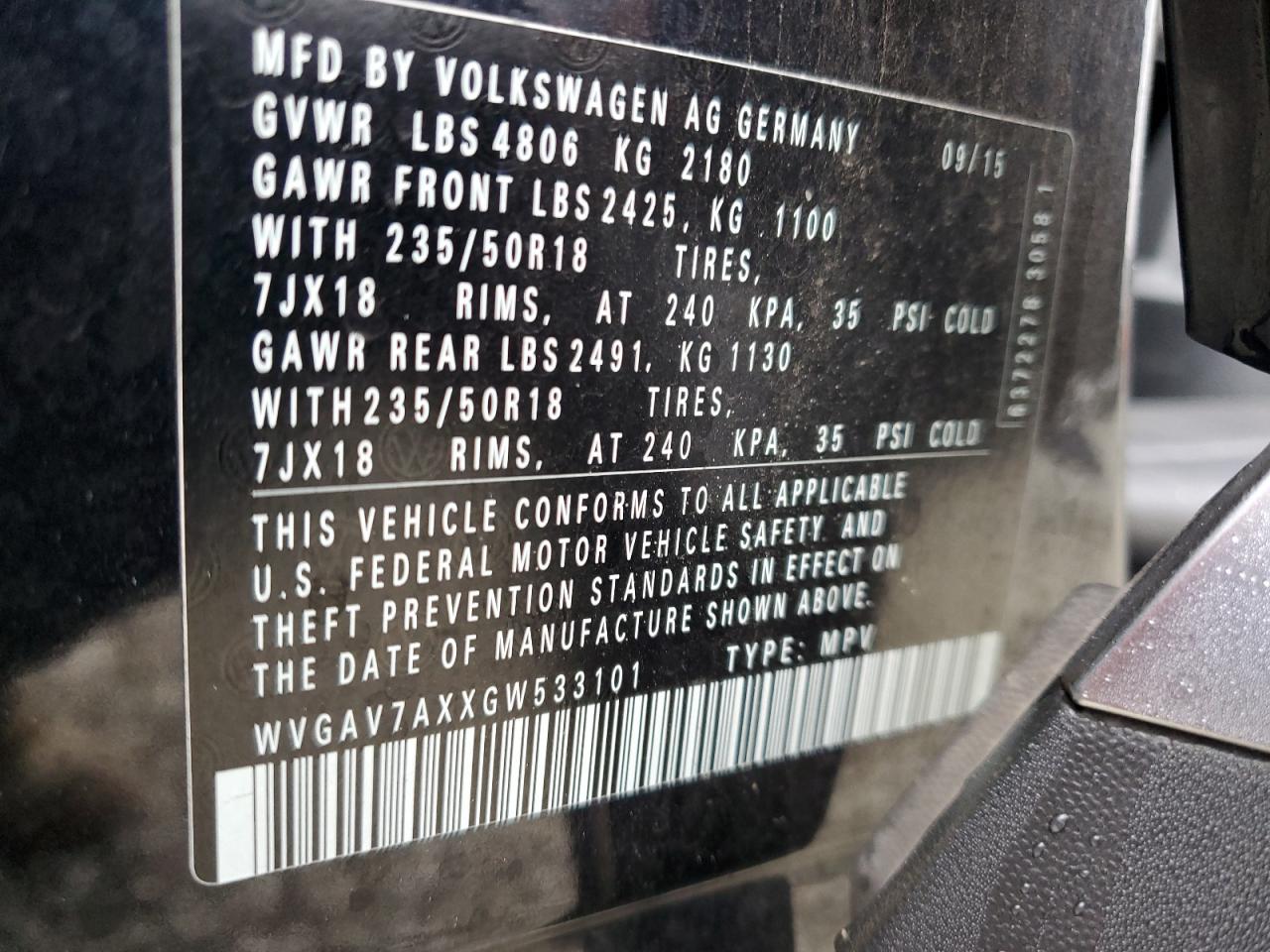 2016 Volkswagen Tiguan - Image 14