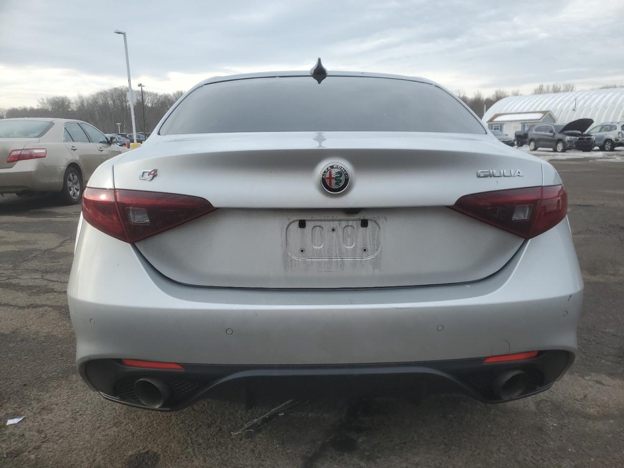2020 Alfa Romeo Giulia - Image 6
