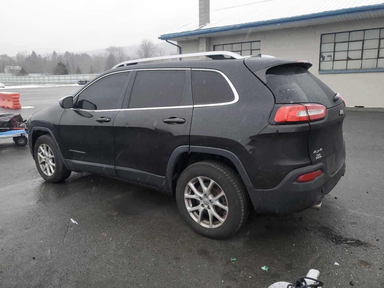 2014 Jeep Grand Cherokee - Image 2