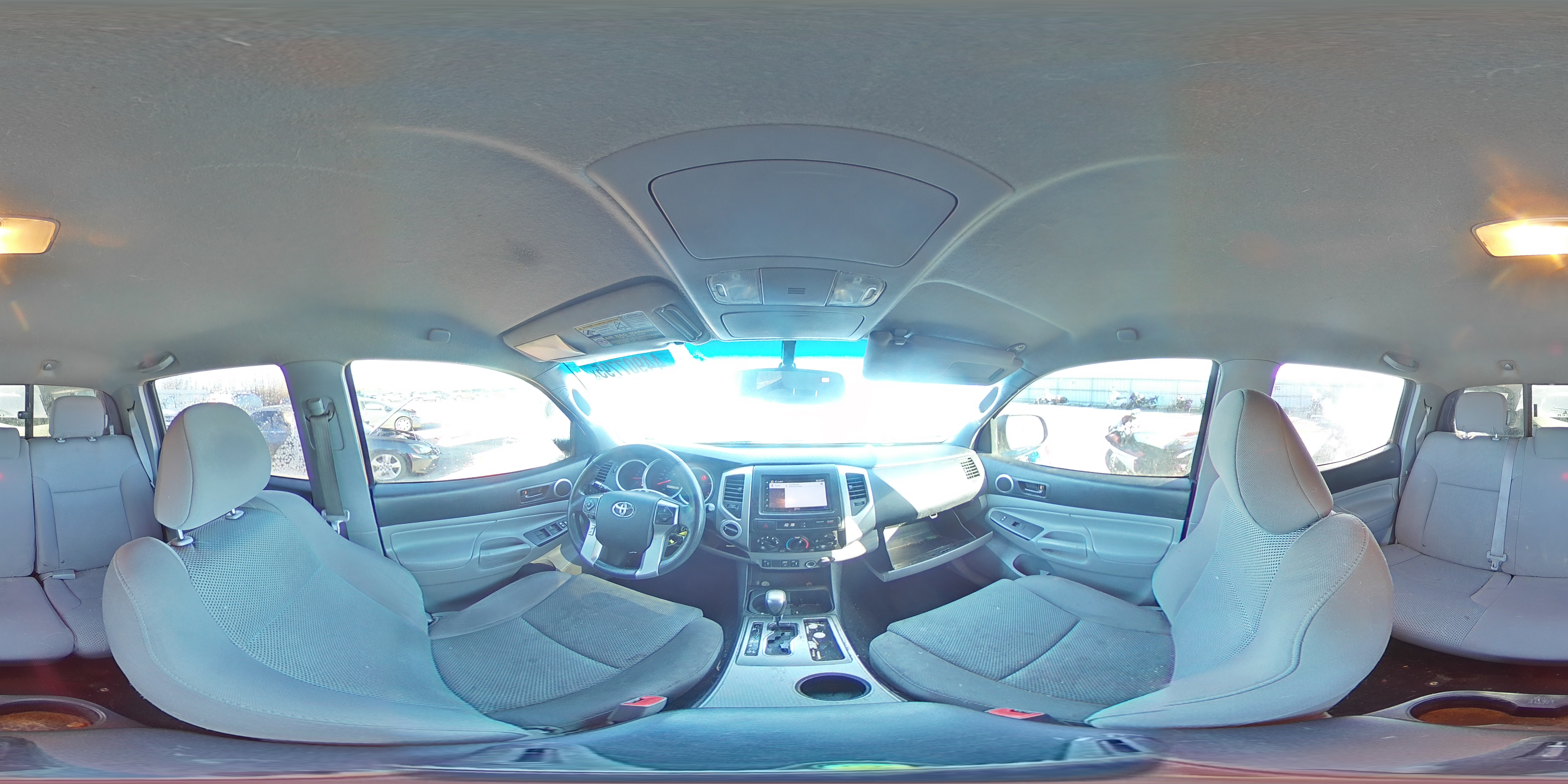 2014 Toyota Tacoma - Image 13