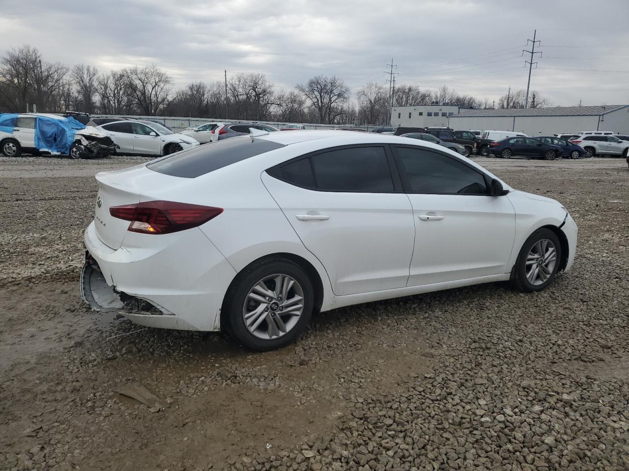 2020 Hyundai Elantra - Image 3