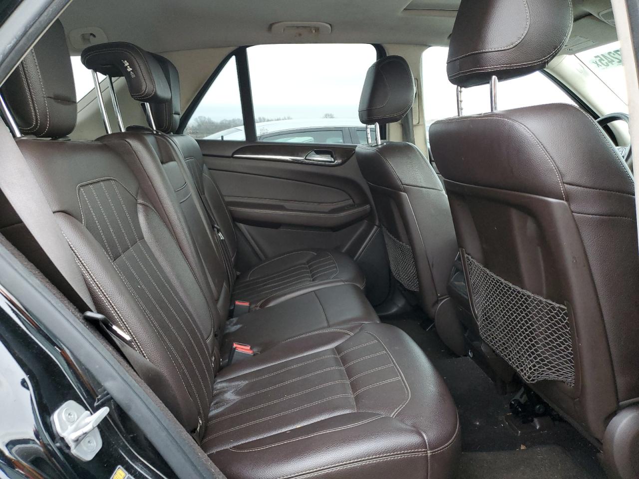 2016 Mercedes-Benz GLE - Image 11