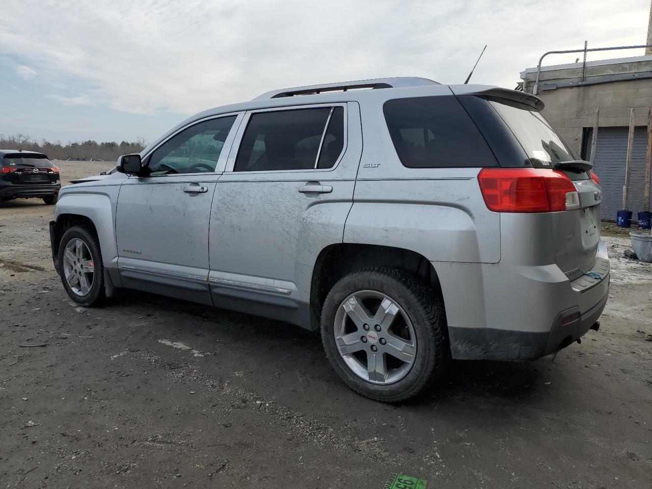 2012 GMC Terrain - Image 2