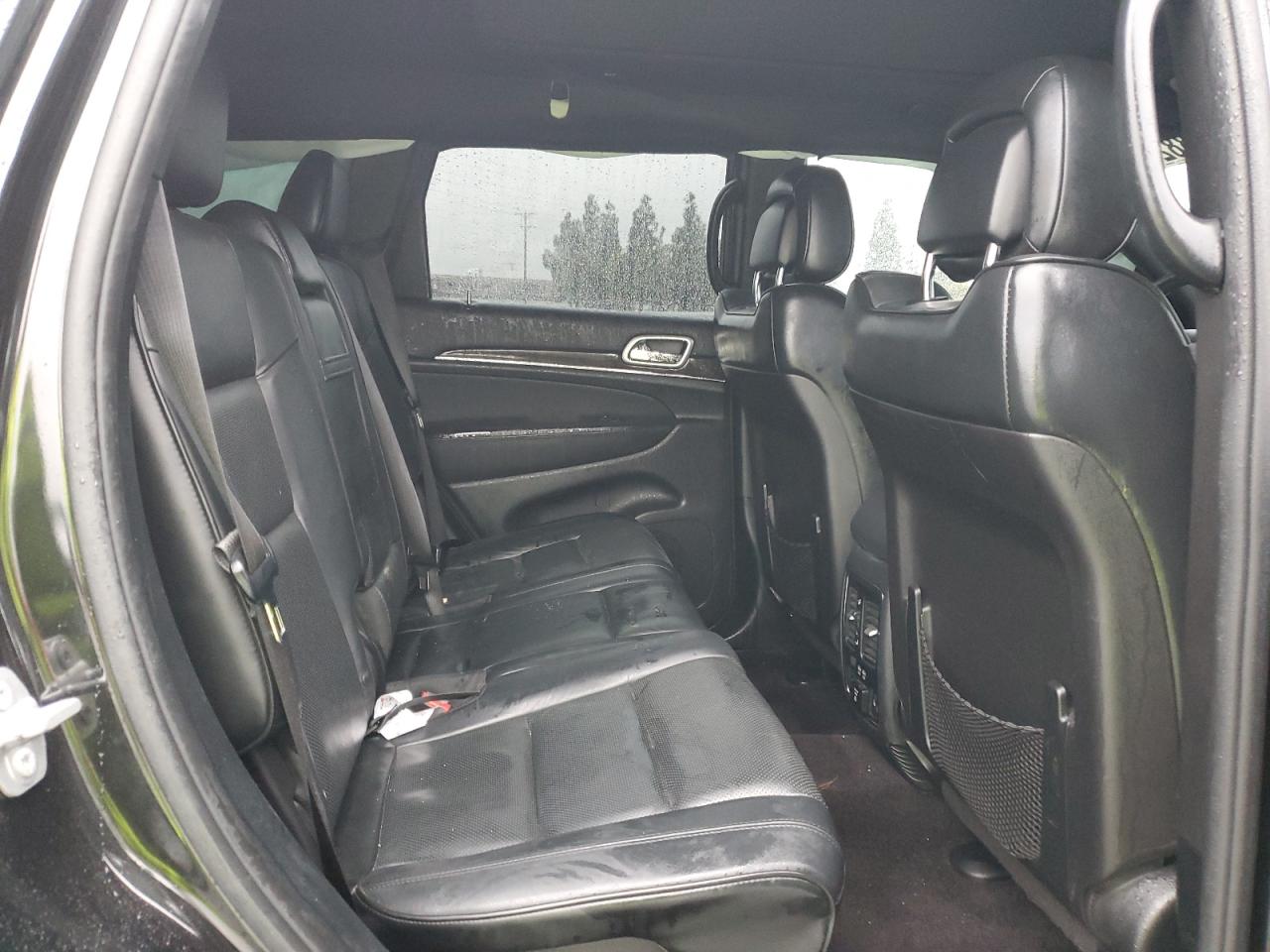 2016 Jeep Grand Cherokee - Image 10