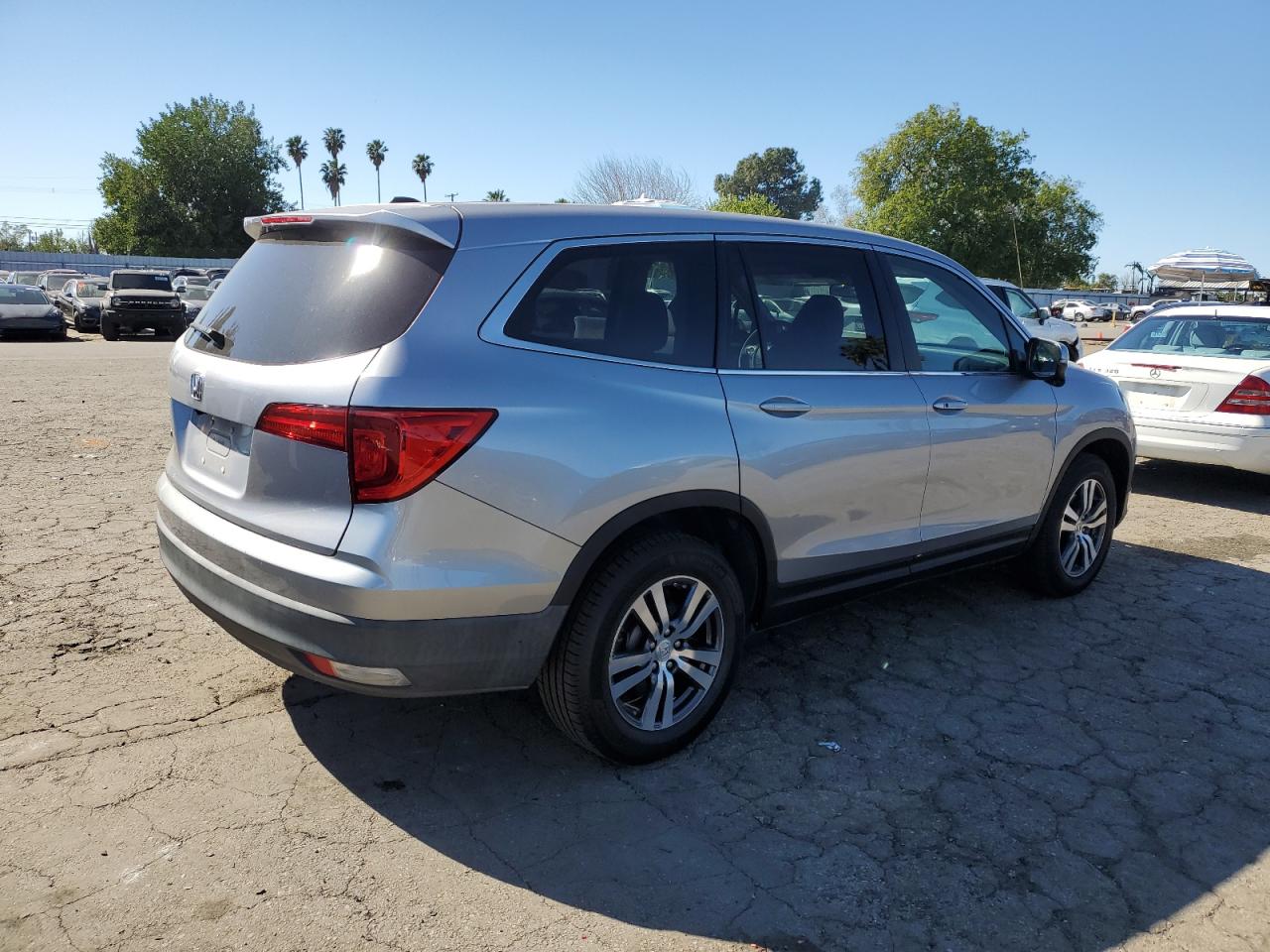 2018 Honda Pilot - Image 3