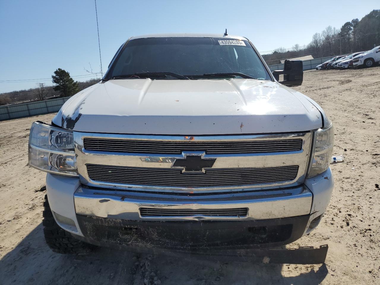 2011 Chevrolet Silverado - Image 5
