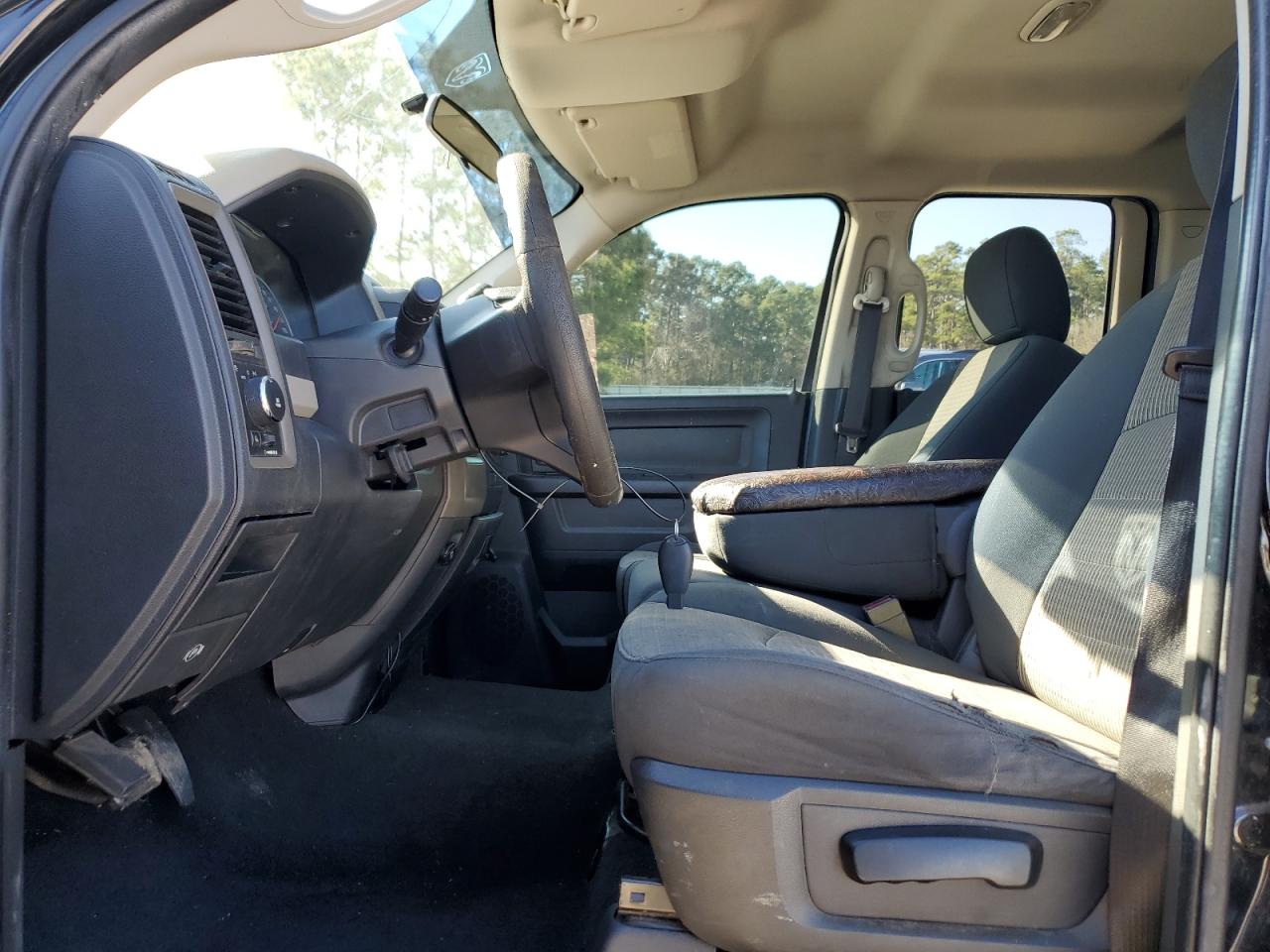 2012 Dodge RAM - Image 7