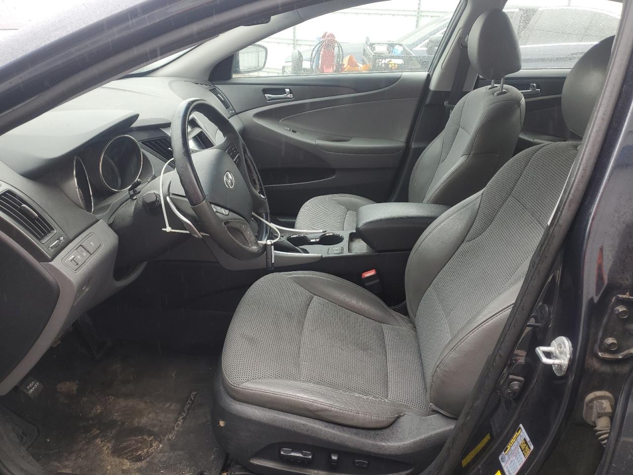 2013 Hyundai Sonata - Image 7