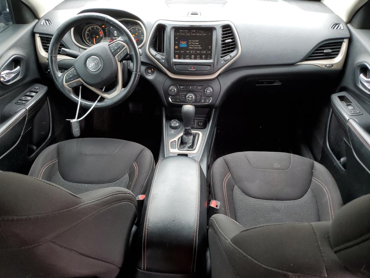 2016 Jeep Grand Cherokee - Image 8