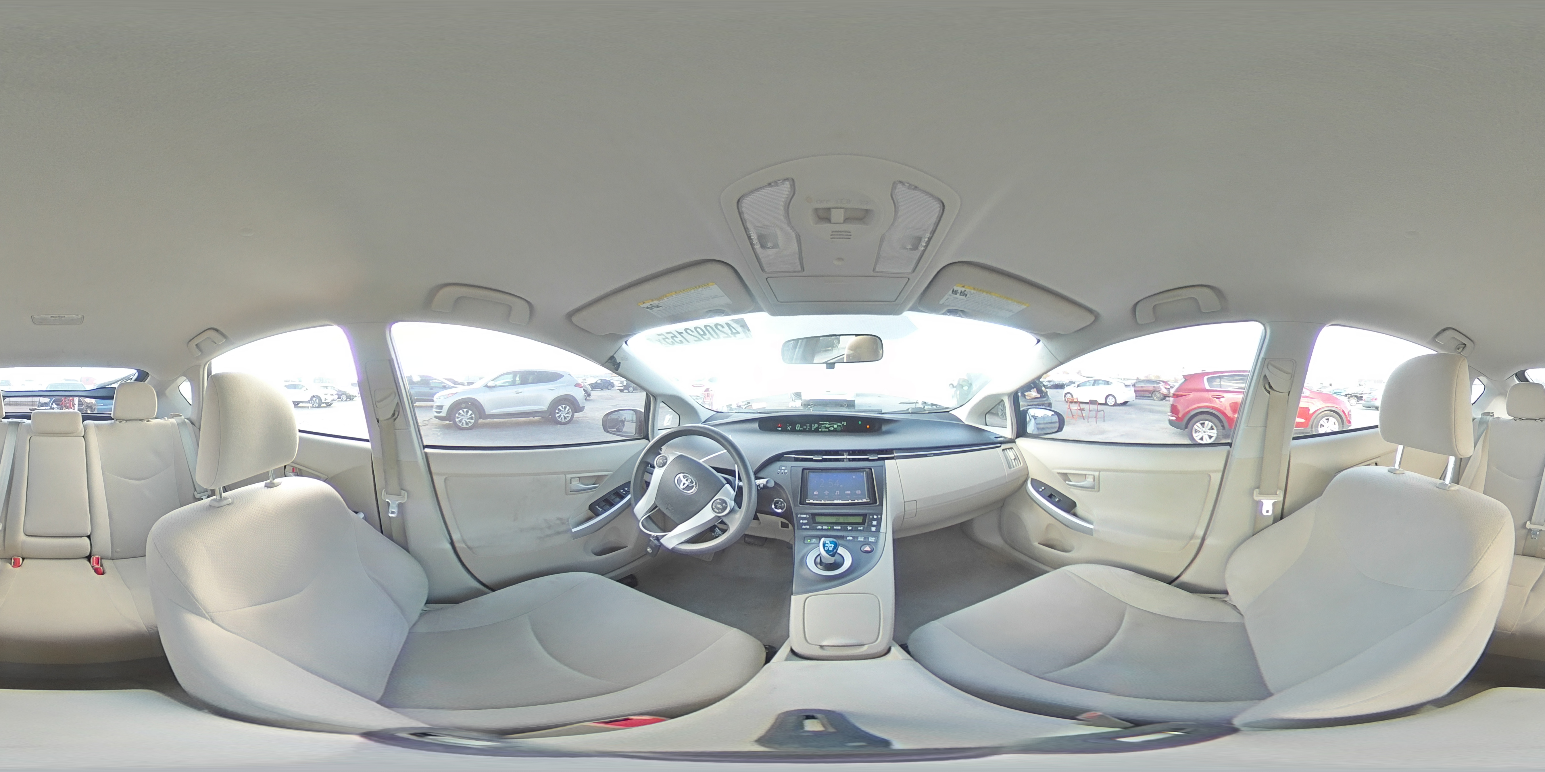 2011 Toyota Prius - Image 13