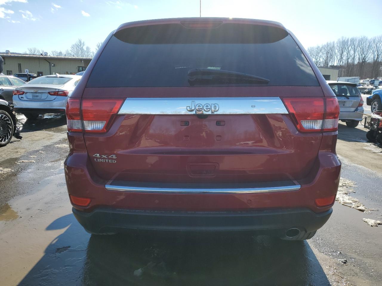 2012 Jeep Grand Cherokee - Image 6