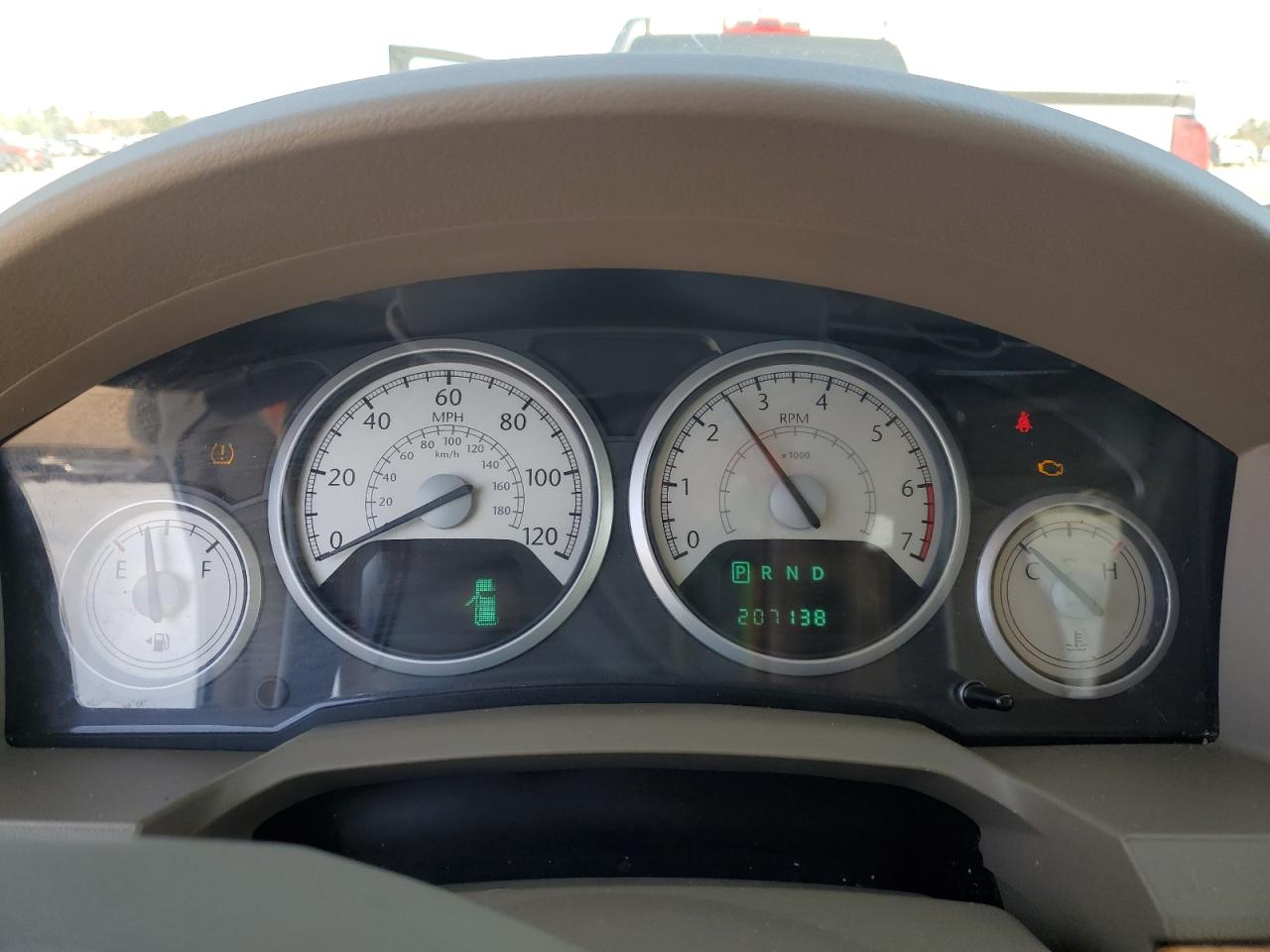 2008 Chrysler Town & Country - Image 9
