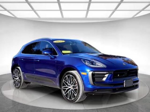 2022 Porsche Macan 