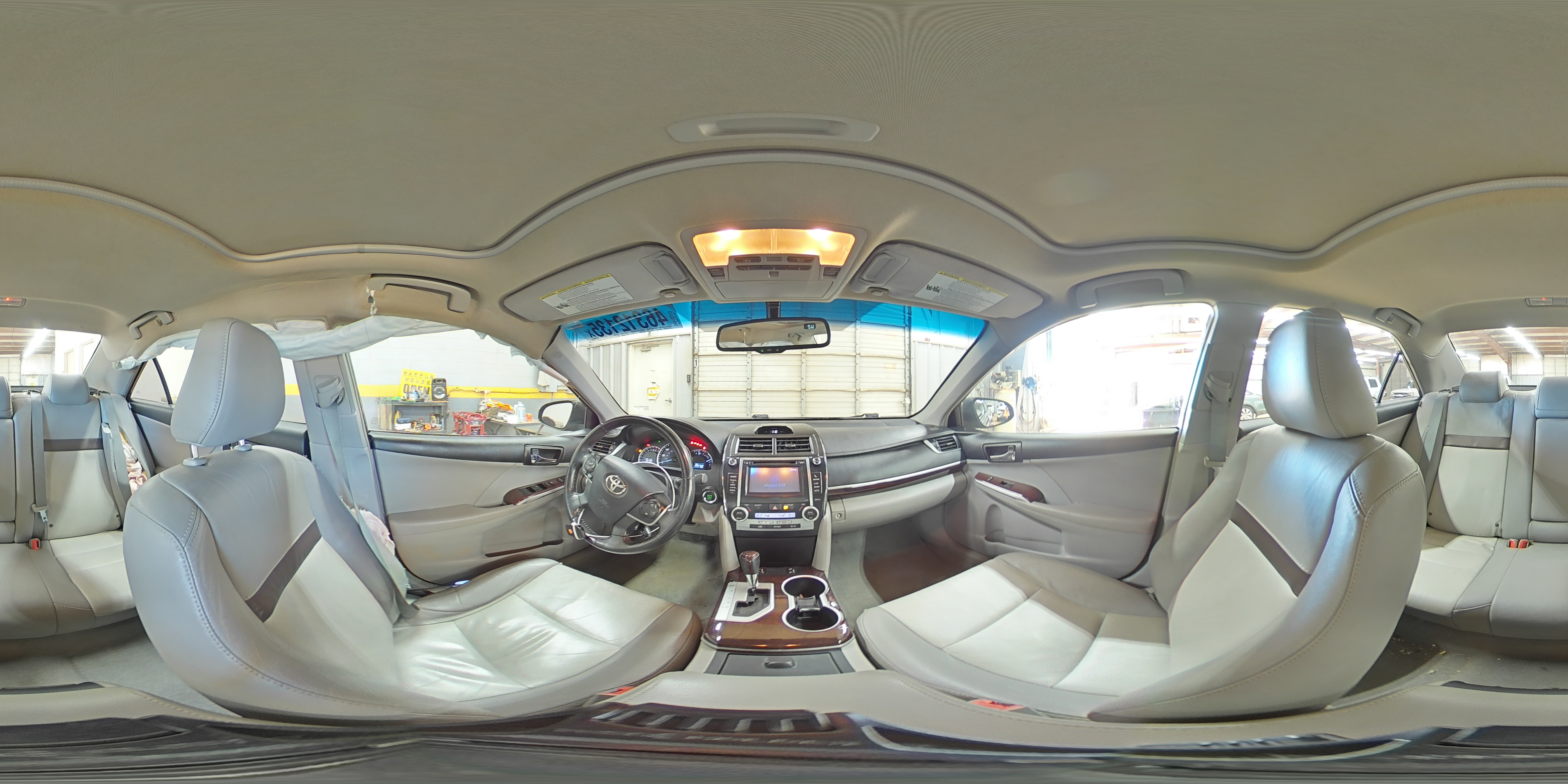 2012 Toyota Camry - Image 13