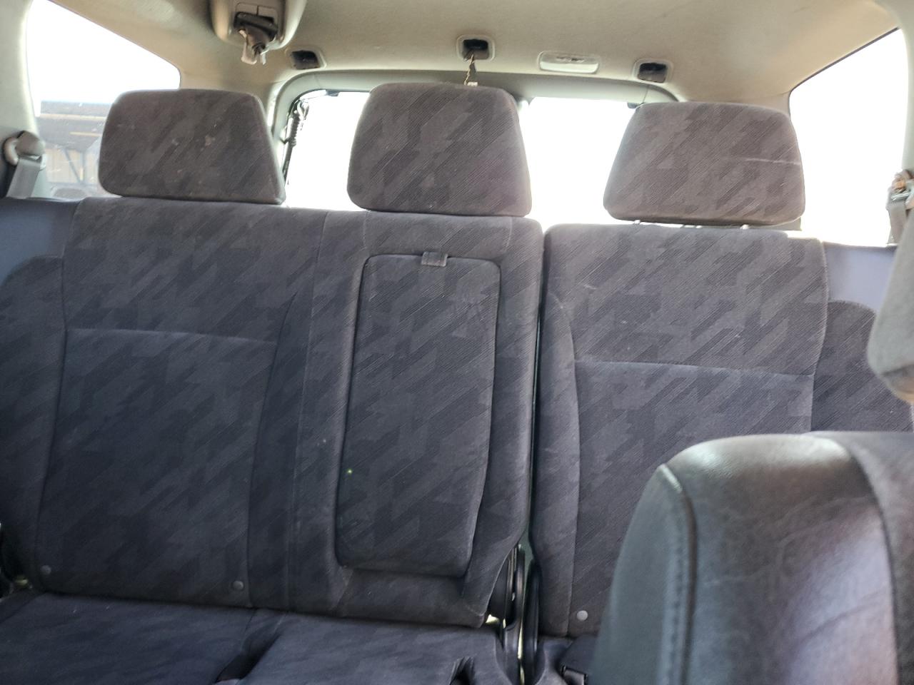 2002 Honda CR-V - Image 10