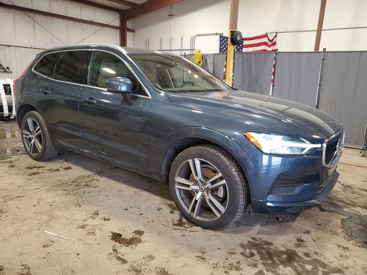 2020 Volvo XC60 - Image 4
