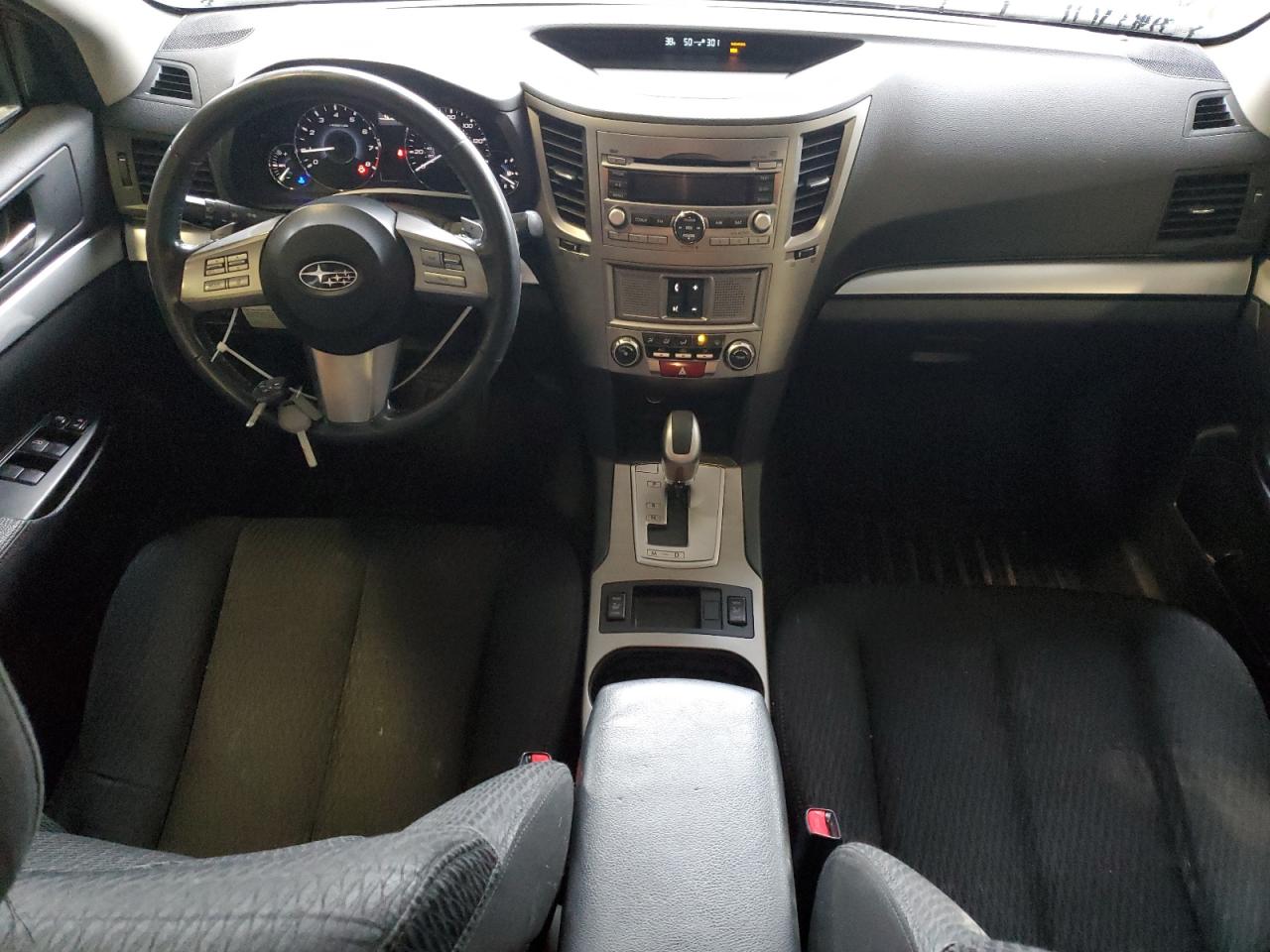 2011 Subaru Outback - Image 8
