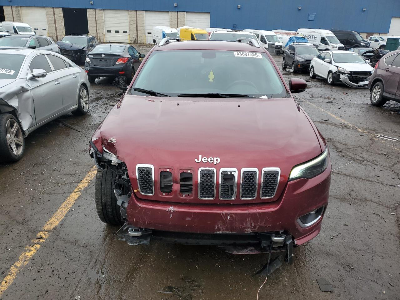 2019 Jeep Cherokee - Image 5