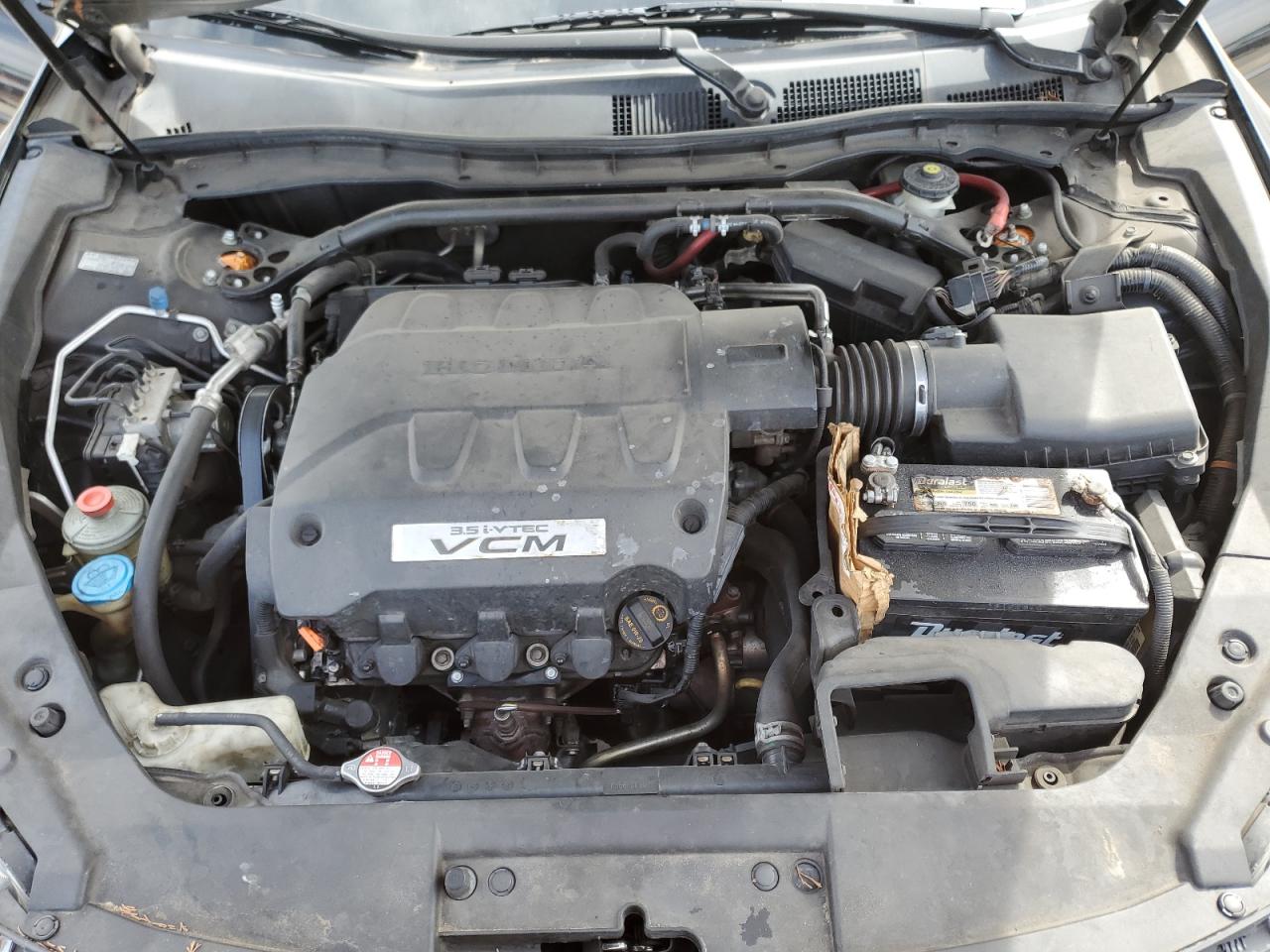 2011 Honda Accord - Image 12
