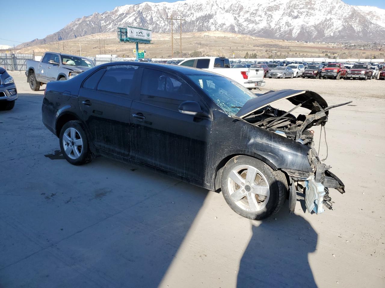 2010 Volkswagen Jetta - Image 4