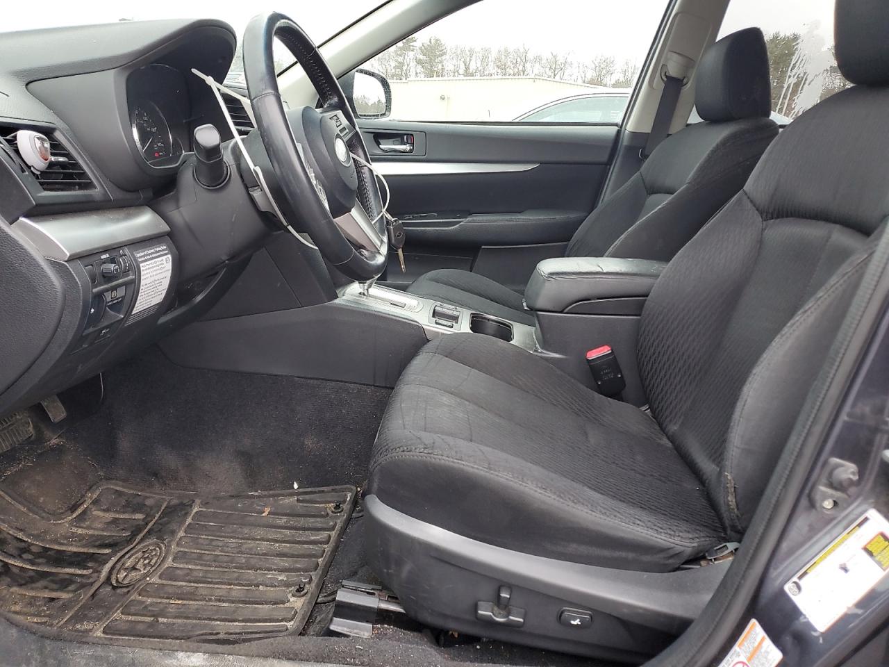 2011 Subaru Outback - Image 7