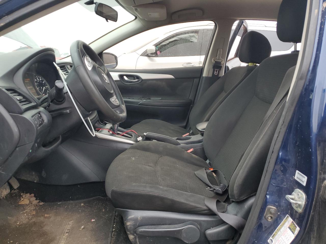 2019 Nissan Sentra - Image 7