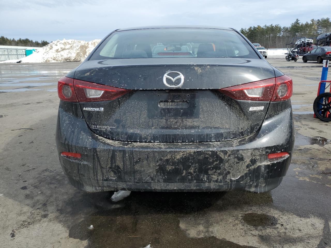 2016 Mazda 3 - Image 6