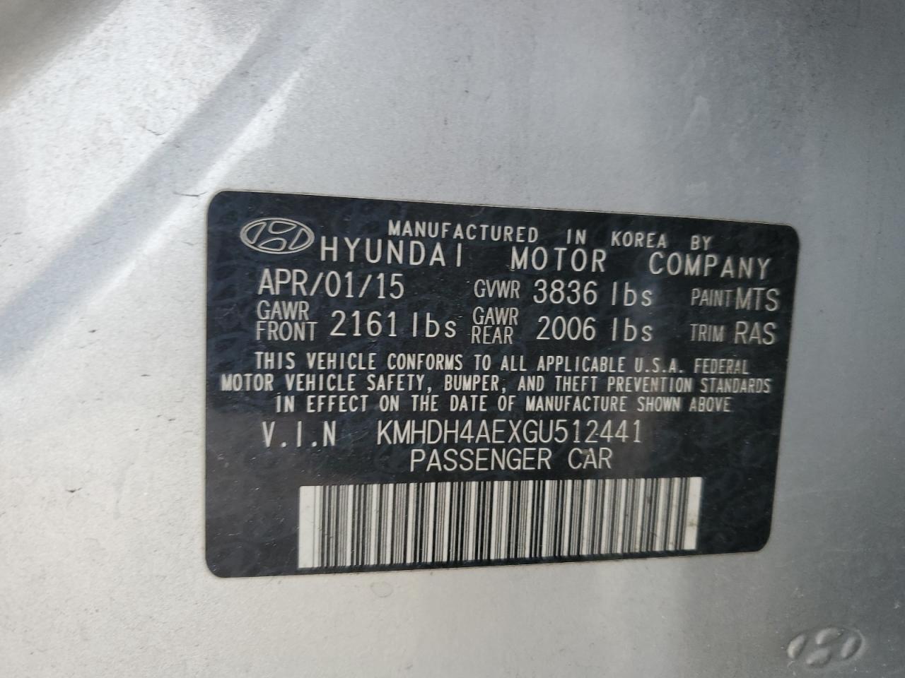 2016 Hyundai Elantra - Image 12
