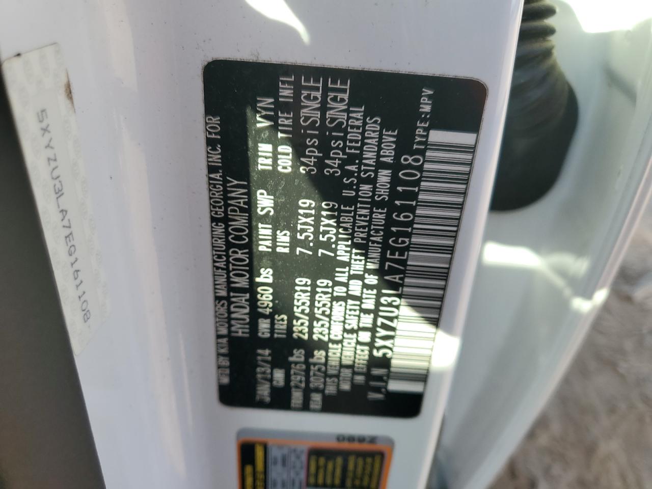 2014 Hyundai Santa Fe - Image 13