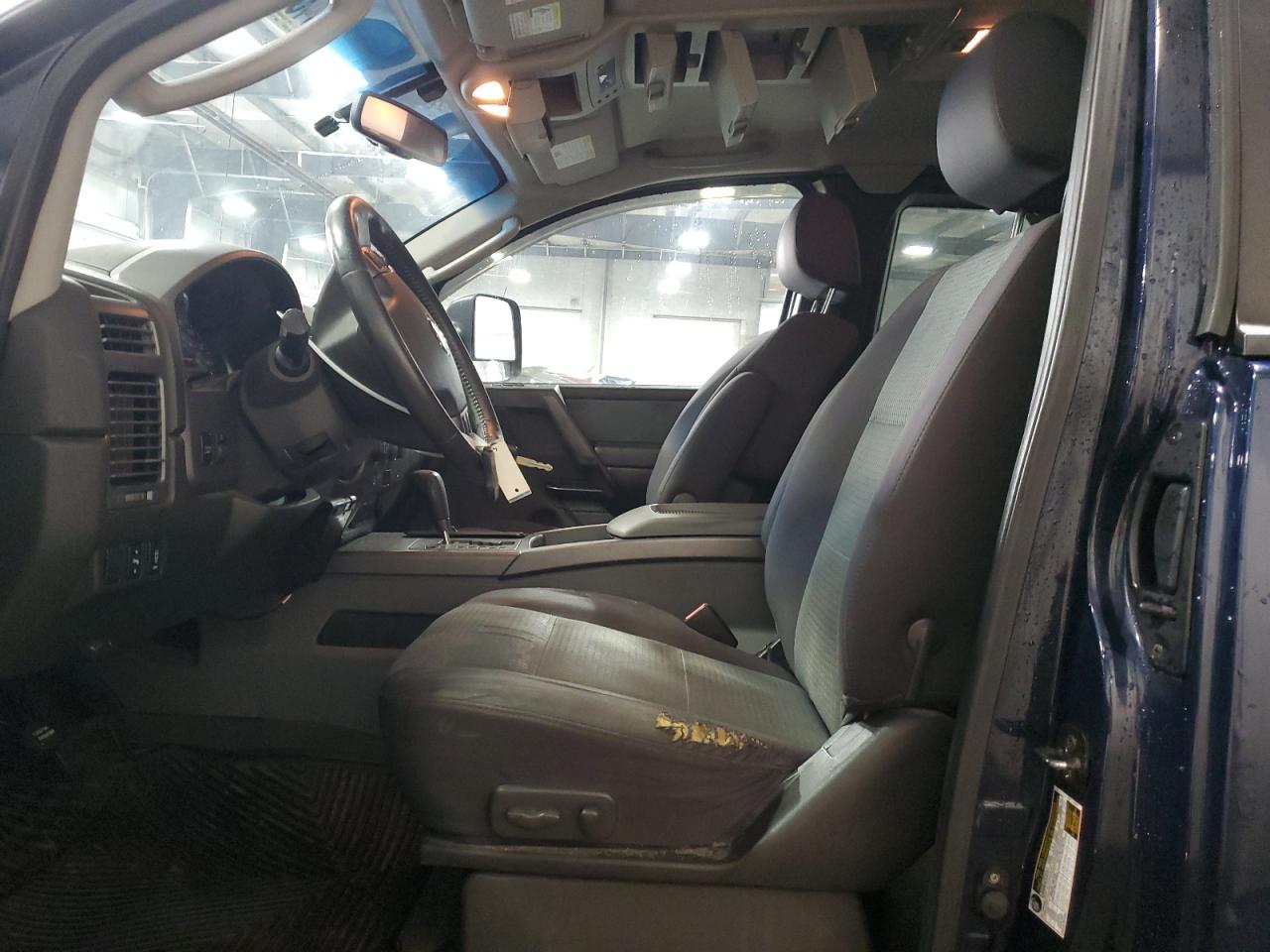 2007 Nissan Titan - Image 7