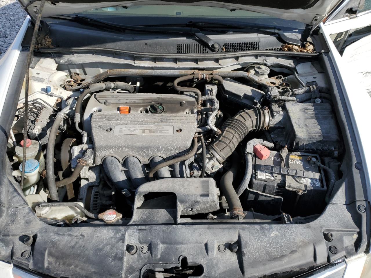 2009 Honda Accord - Image 11