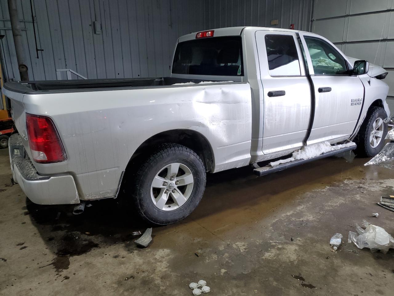 2017 RAM 1500 - Image 3