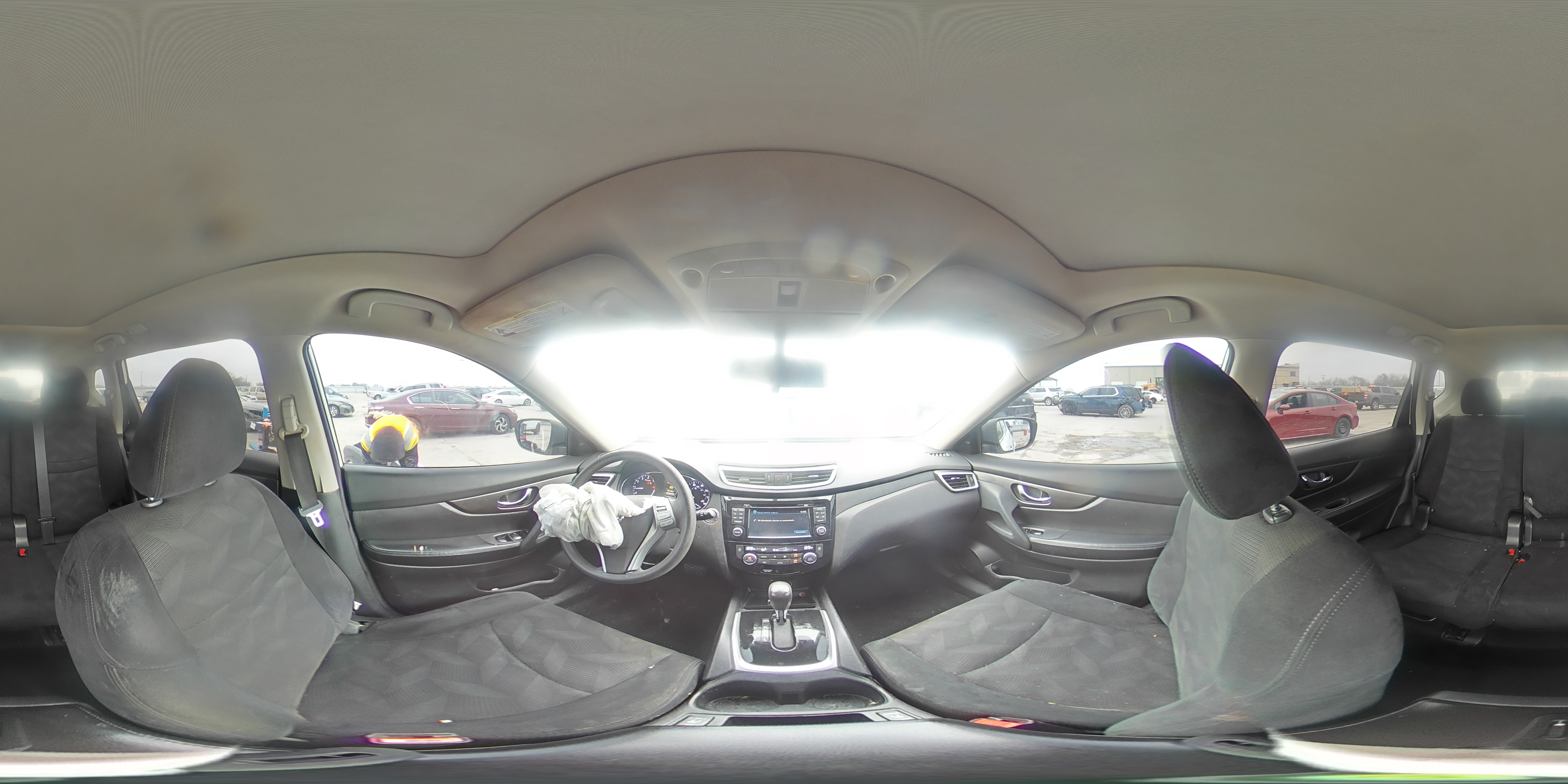 2016 Nissan Rogue - Image 14