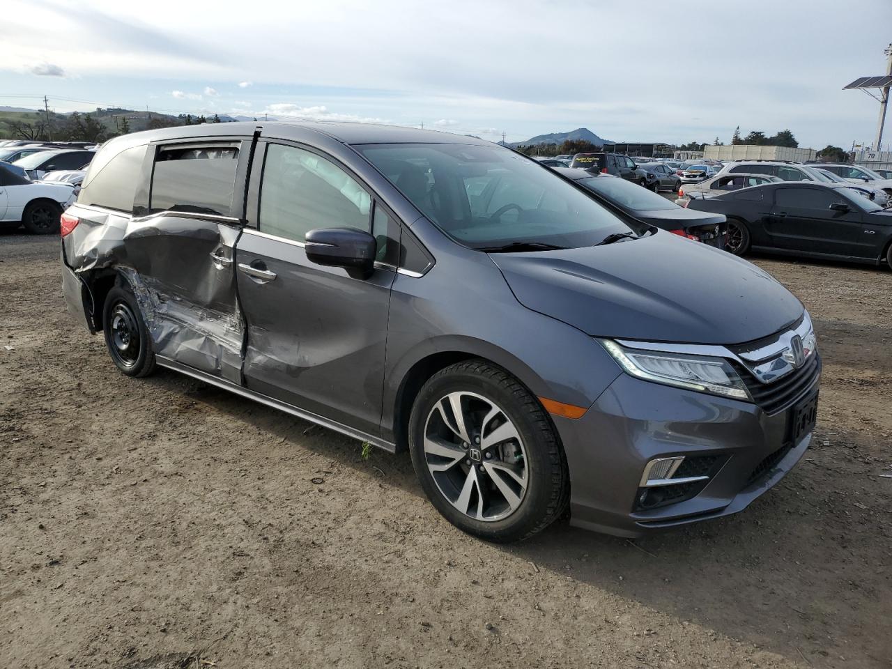 2018 Honda Odyssey - Image 4