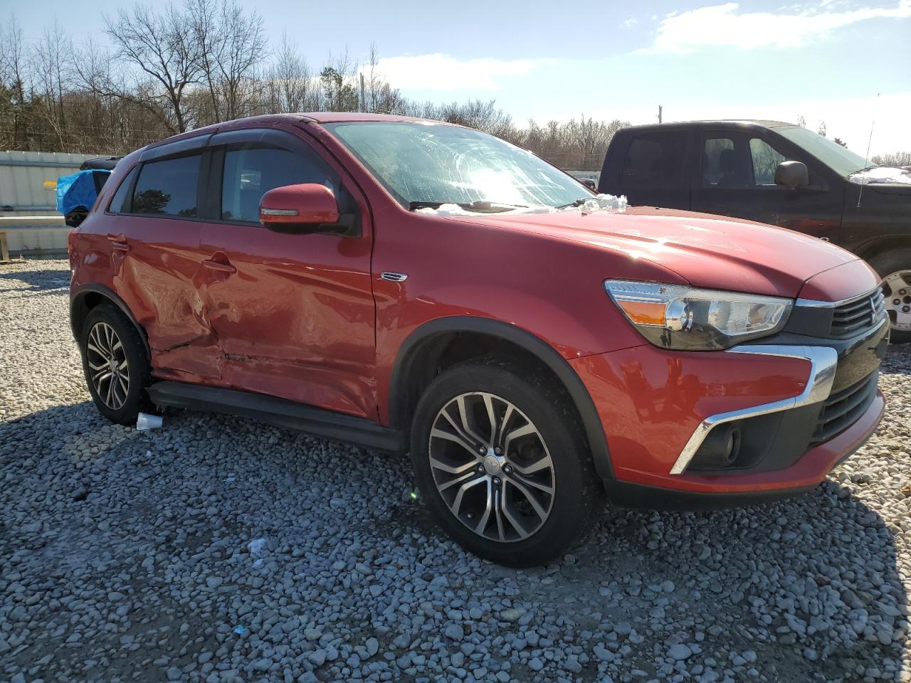 2017 Mitsubishi Outlander - Image 4
