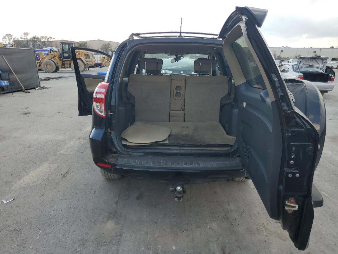 2009 Toyota RAV 4 - Image 6