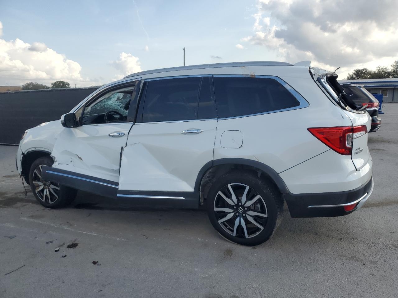 2021 Honda Pilot - Image 2
