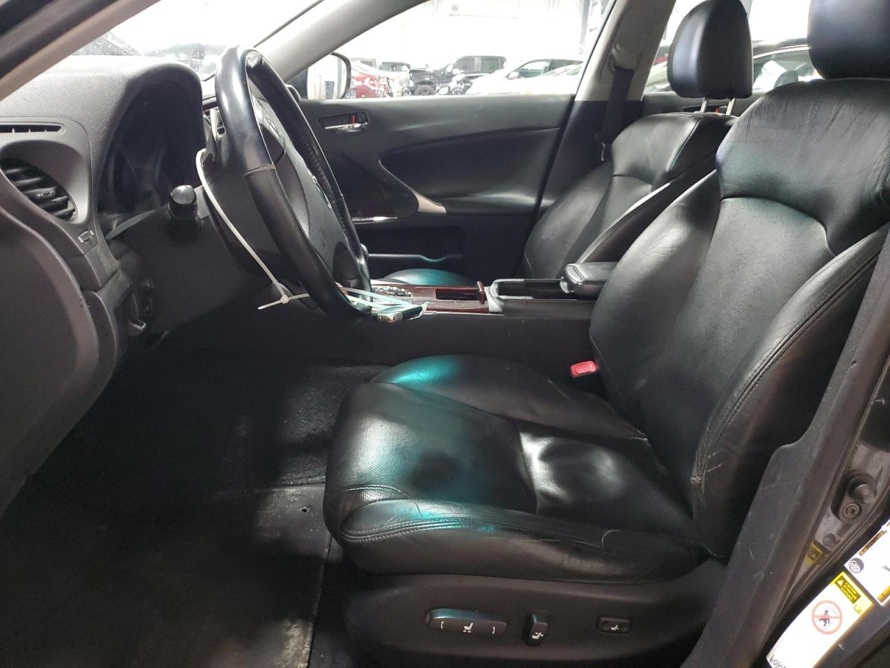 2008 Lexus IS - Image 7