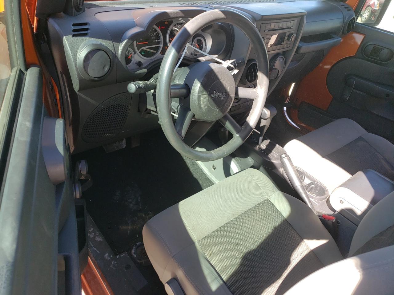 2010 Jeep Wrangler - Image 8