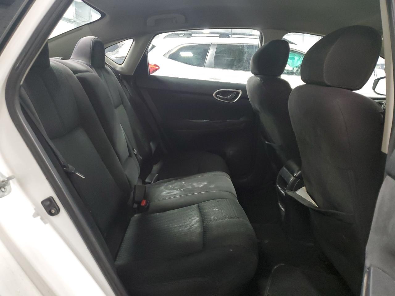2013 Nissan Sentra - Image 10