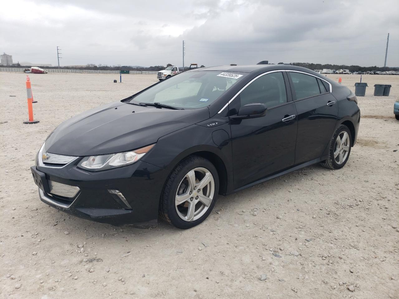 2017 Chevrolet Volt - Image 1