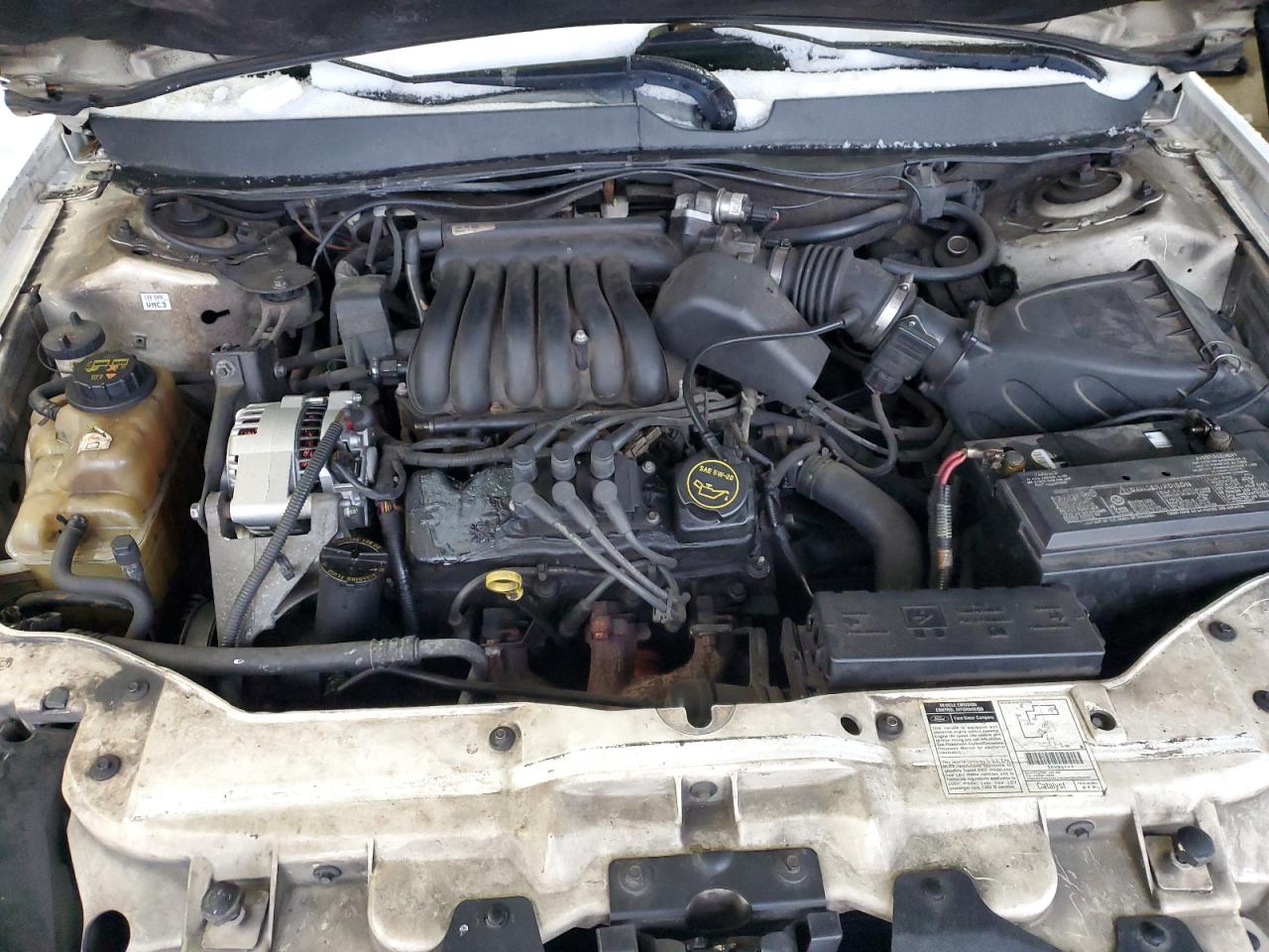2001 Ford Taurus - Image 11