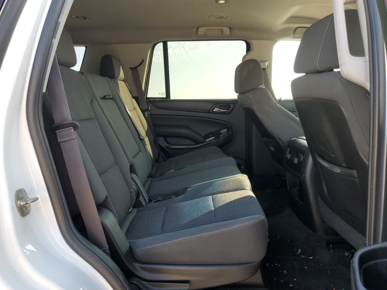 2015 GMC Yukon - Image 11