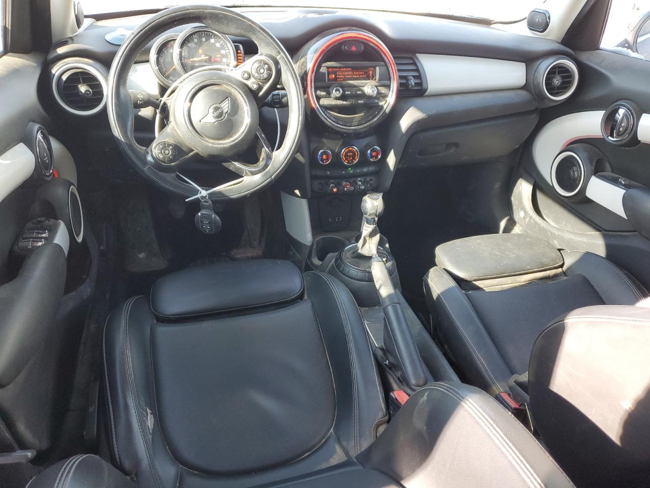 2016 MINI Cooper - Image 8