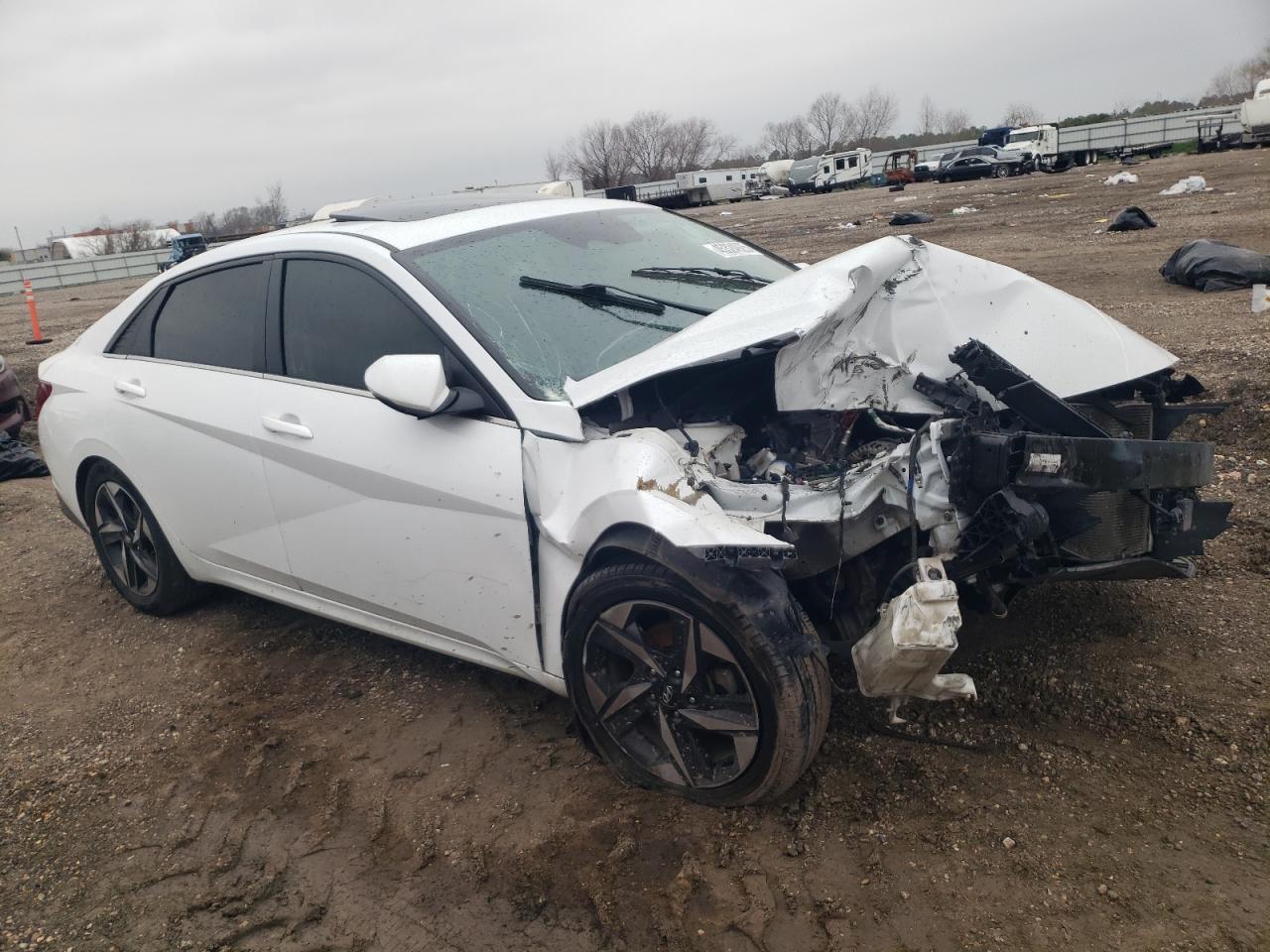 2021 Hyundai Elantra - Image 4