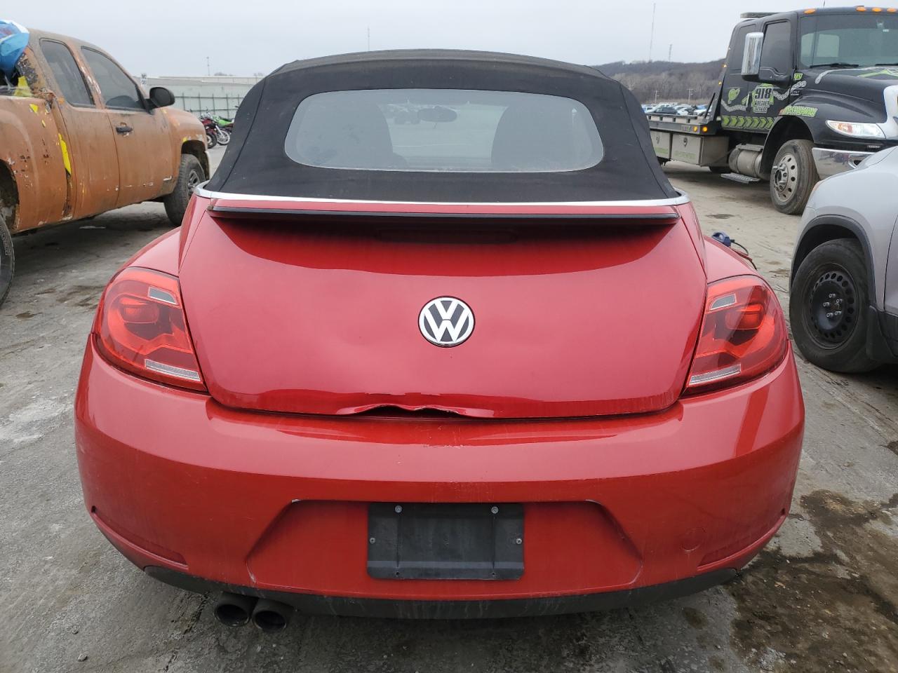 2015 Volkswagen Beetle - Image 6