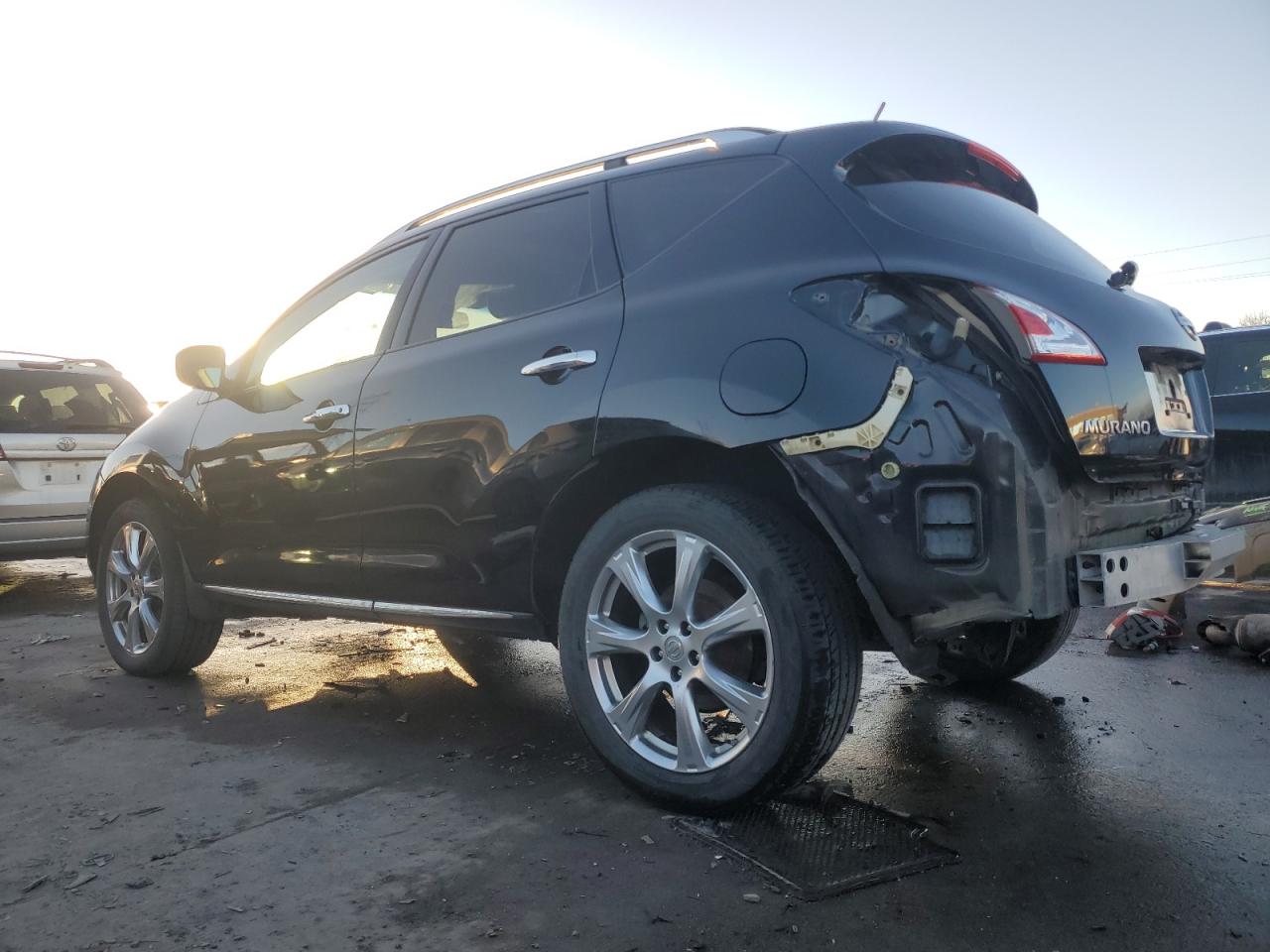 2012 Nissan Murano - Image 2